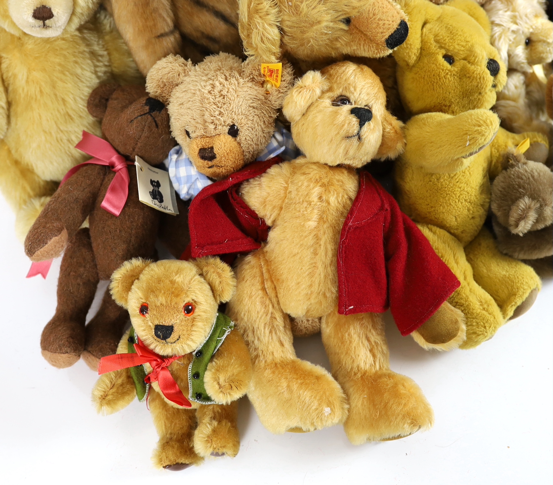 Two modern Collector's bears and a large Merrythought tiger, a Danbury Mint Steiff bear and two other modern Steiff bears (15)